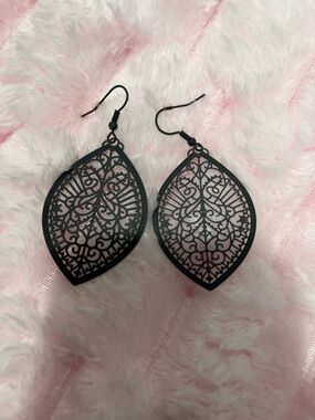 Black Filigree Teardrop Dangle Earrings - Unbranded